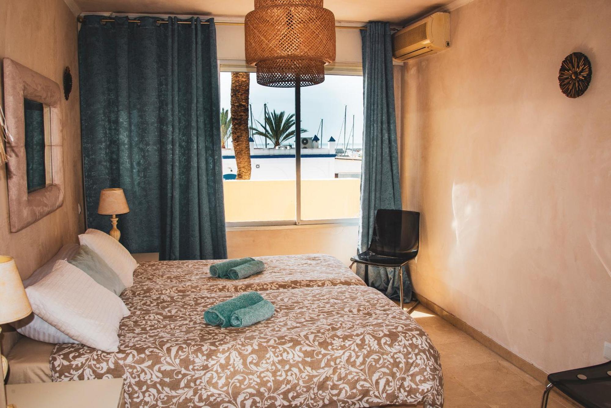Appartement Palmeras Puerto Paraiso Естепона Екстериор снимка